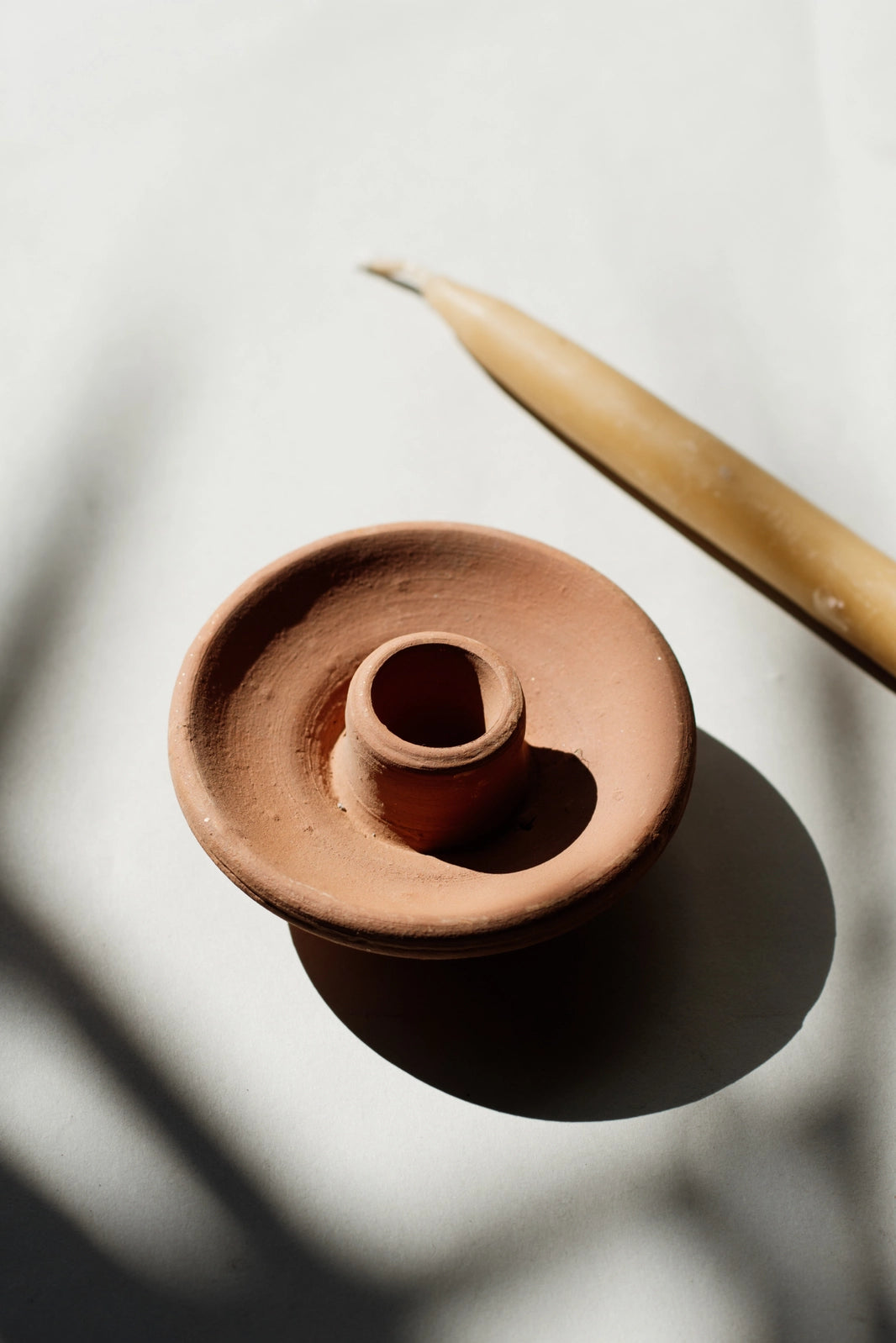 Bougeoir en terre cuite